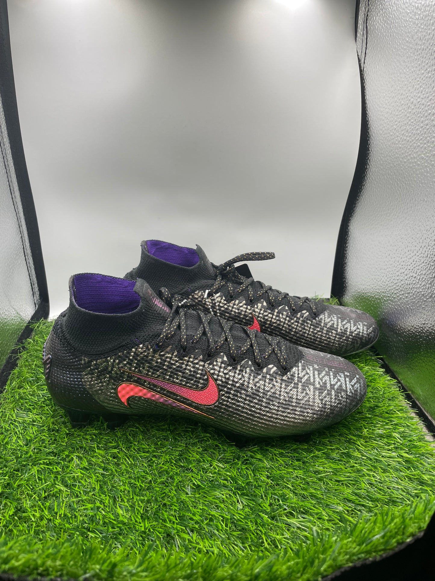 Nike mercurial superfly Lebron X Mbappe