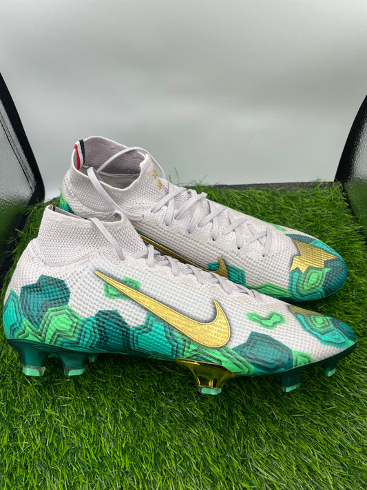 Kylian Mbappe nike mercurial superfly ‘bondi dreams’