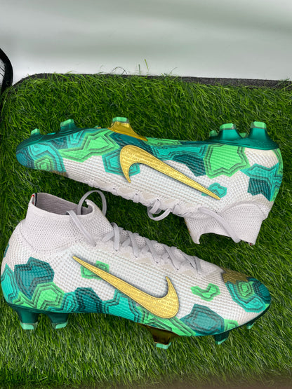 Kylian Mbappe nike mercurial superfly ‘bondi dreams’